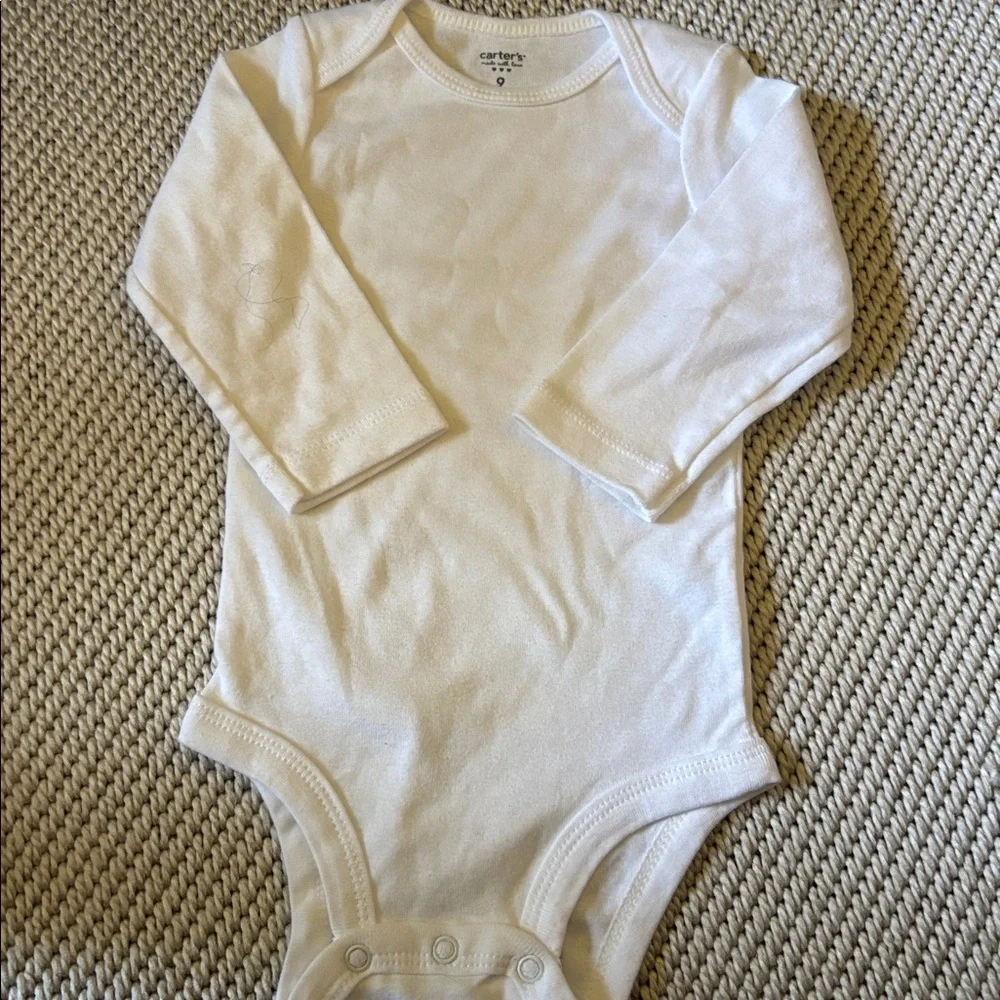 One pieces 4 Carters size 9 months cotton long sleeves crotch snaps